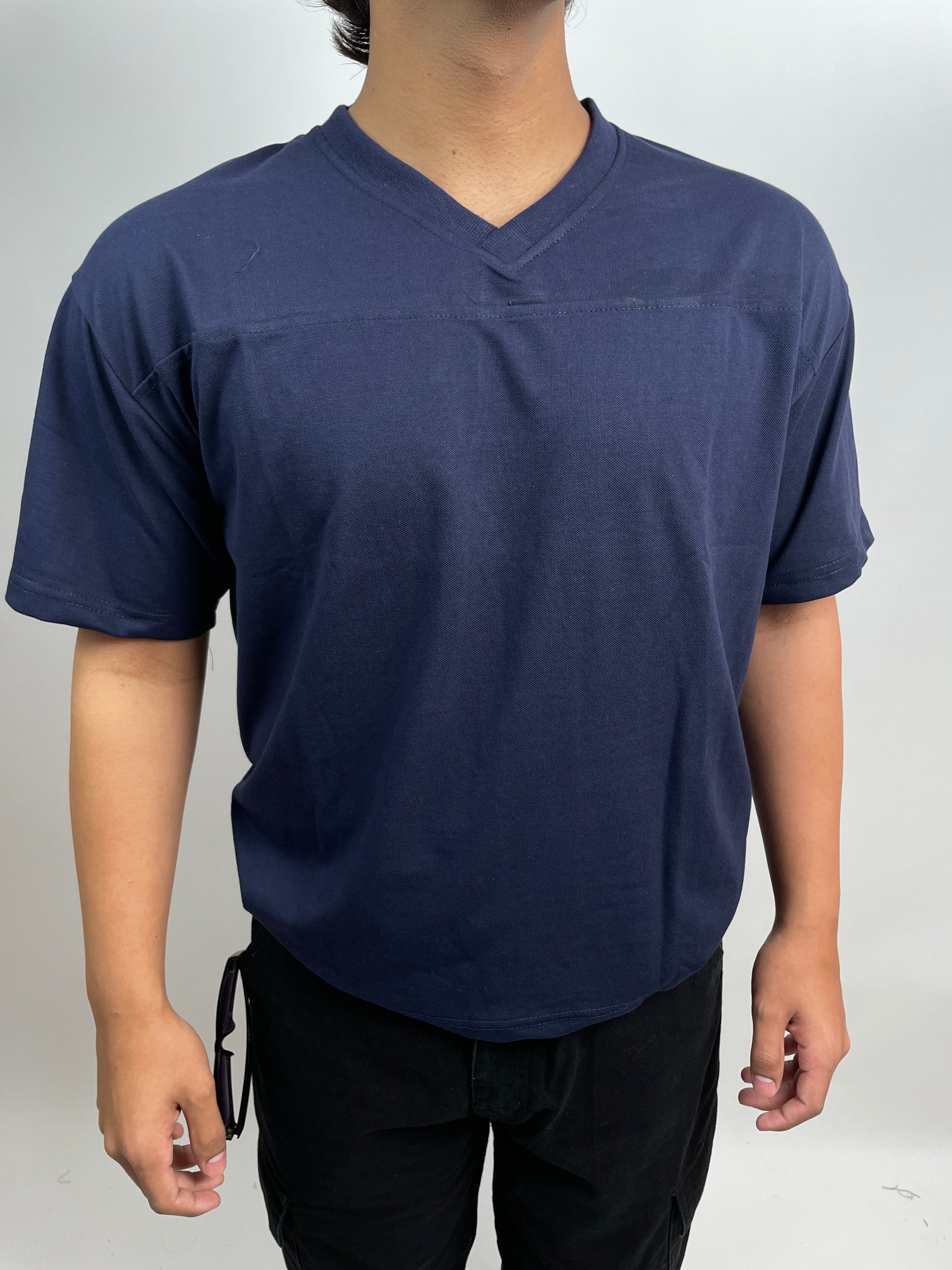 MIDNIGHT NAVY - OVERSIZED V-NECK