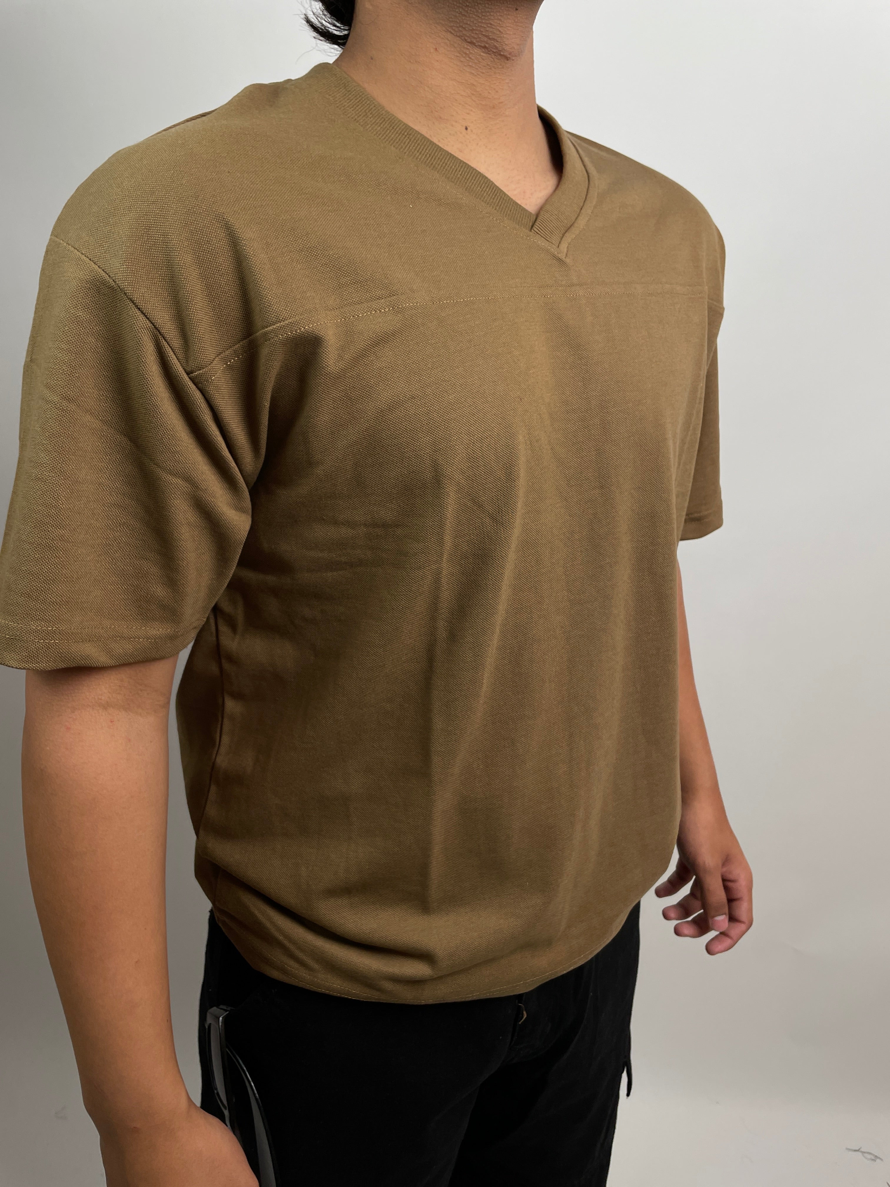 WALNUT BROWN - OVERSIZED V-NECK