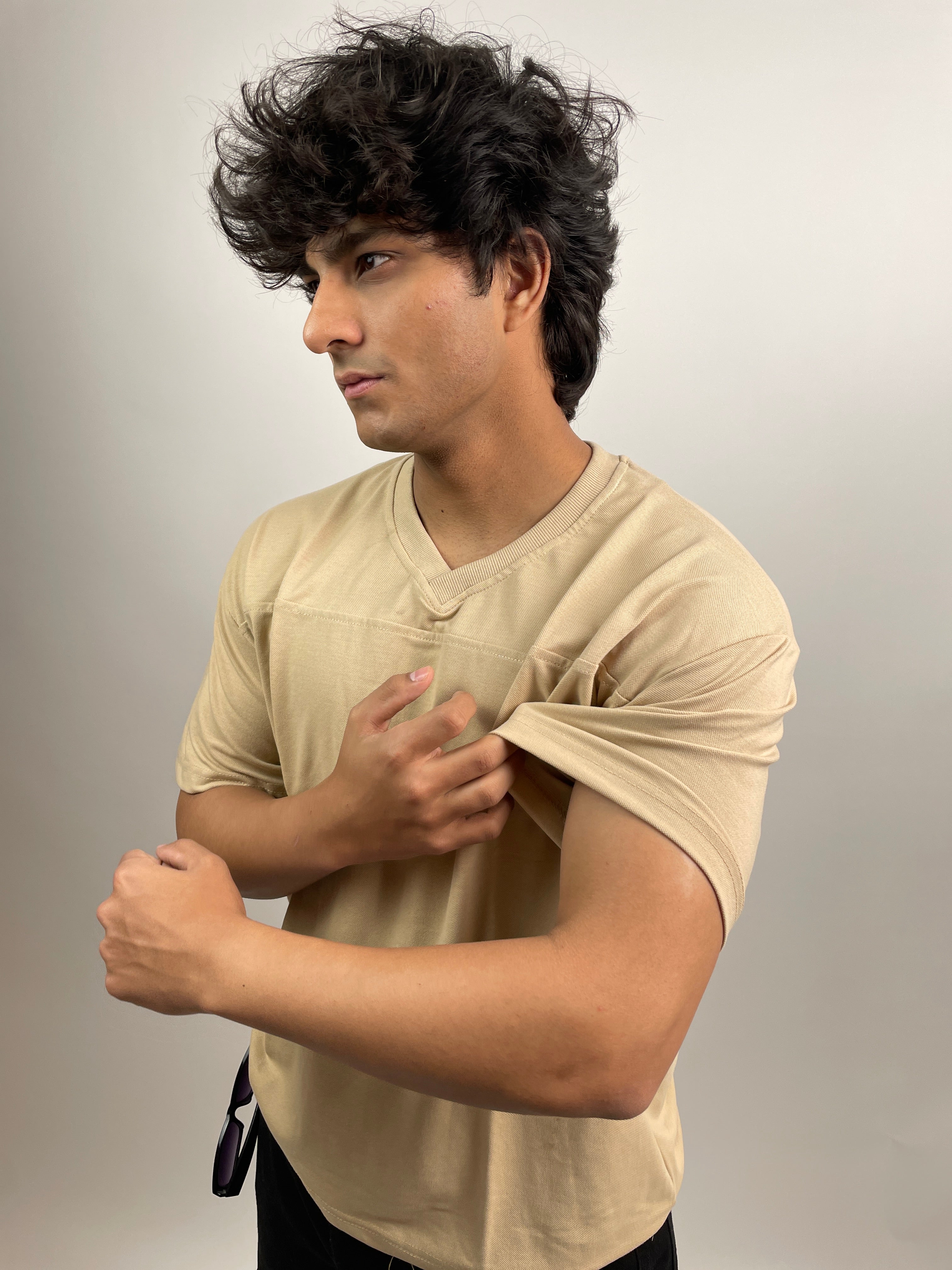 OATMEAL BEIGE - OVERSIZED V-NECK