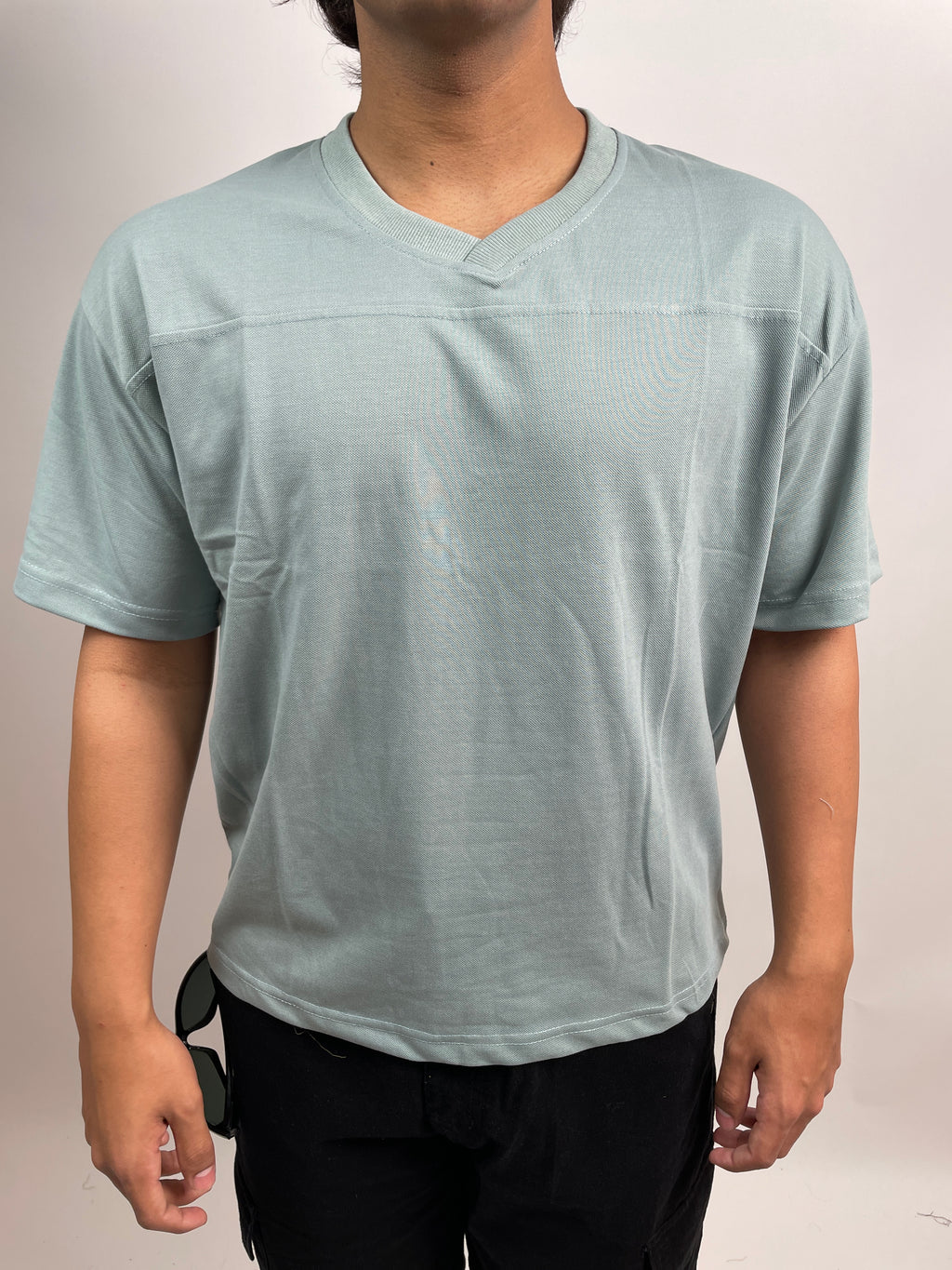GLACIER BLUE - OVERSIZED V-NECK