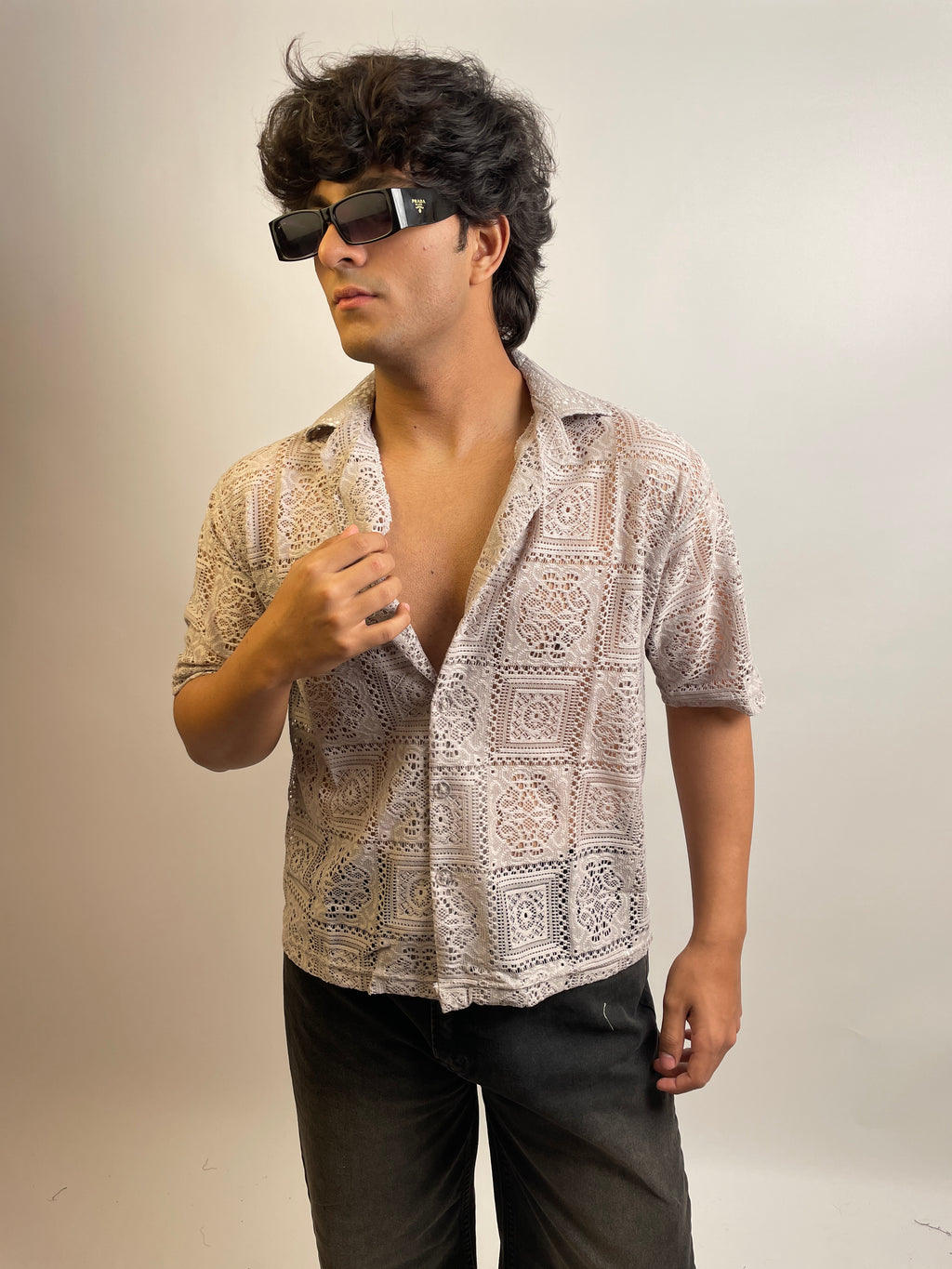 PEARL GREY - CROCHET BUTTON-DOWN