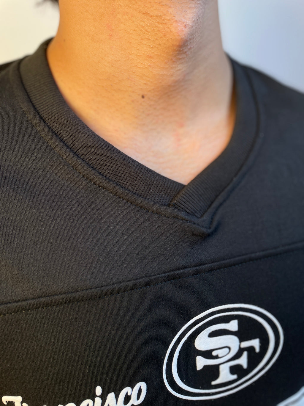 STEALTH BLACK - 46 OVERSIZED V-NECK JERSEY