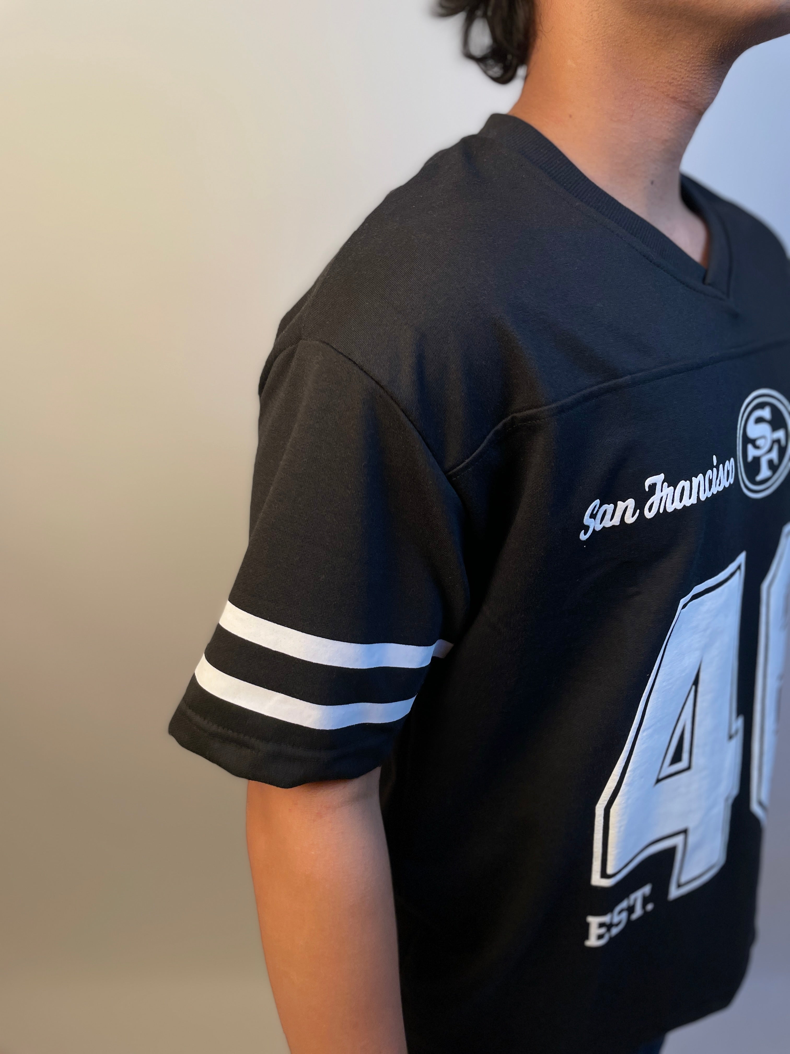 STEALTH BLACK - 46 OVERSIZED V-NECK JERSEY